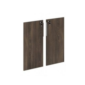Conjunto de 2 Portas Baixas em MDP Adaptável nos Armários Baixos.